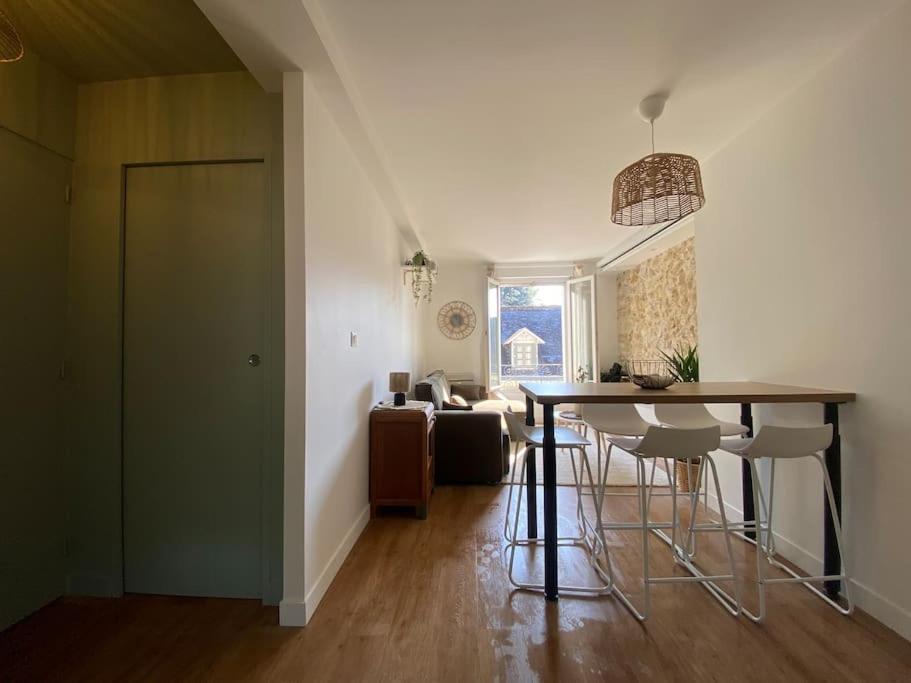 Duplex Cinema - Centre Historique Tours Apartment Exterior photo
